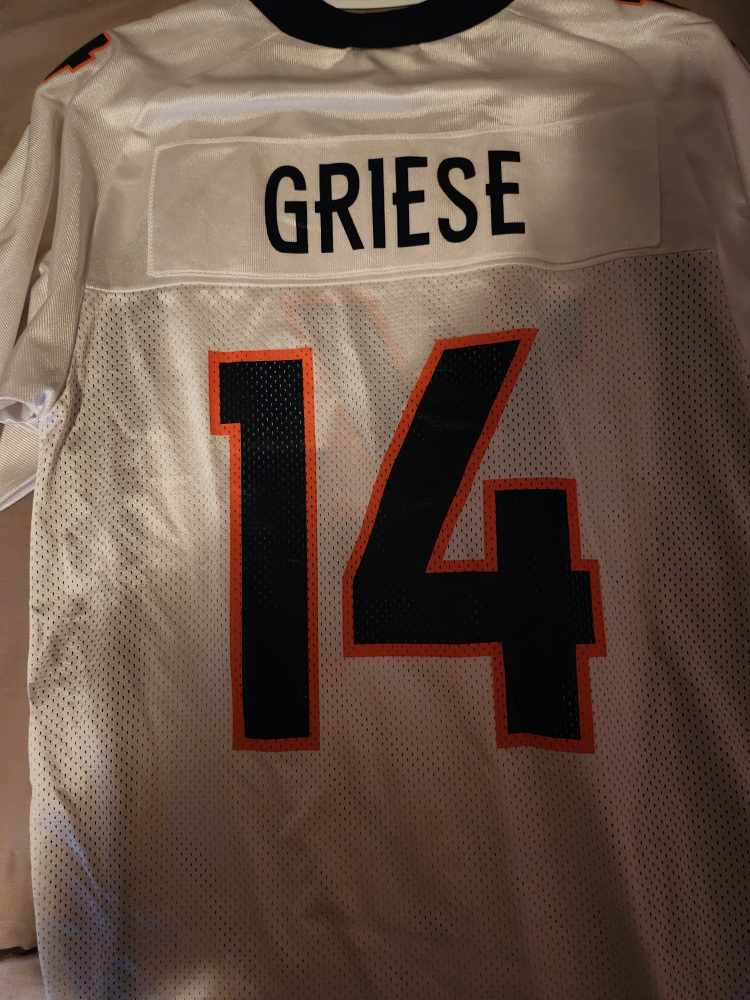 Vintage NFL Denver Broncos football jersey image indicator(3)