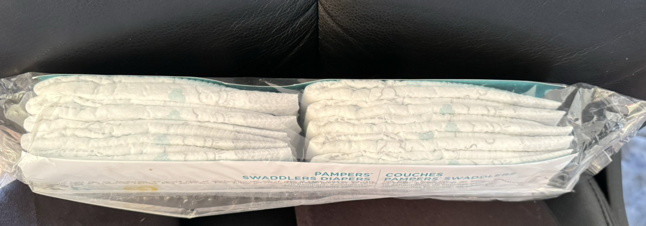 #FREECYCLE 10 FREE Newborn Pampers Diapers - photo 2
