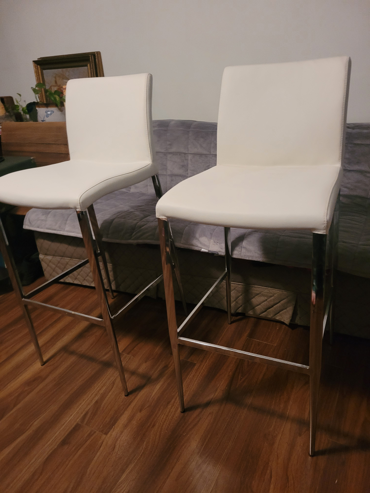 bar stools/island chairs - photo 3