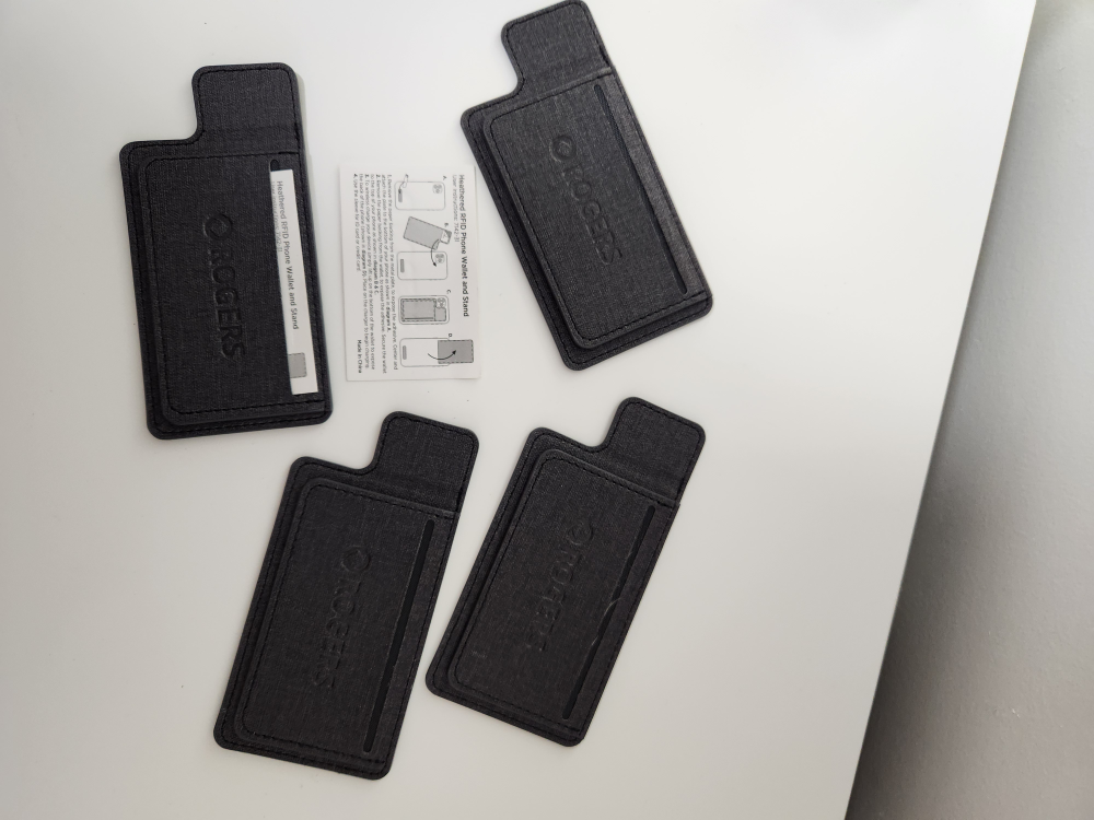 Rogers' wallets image indicator(3)