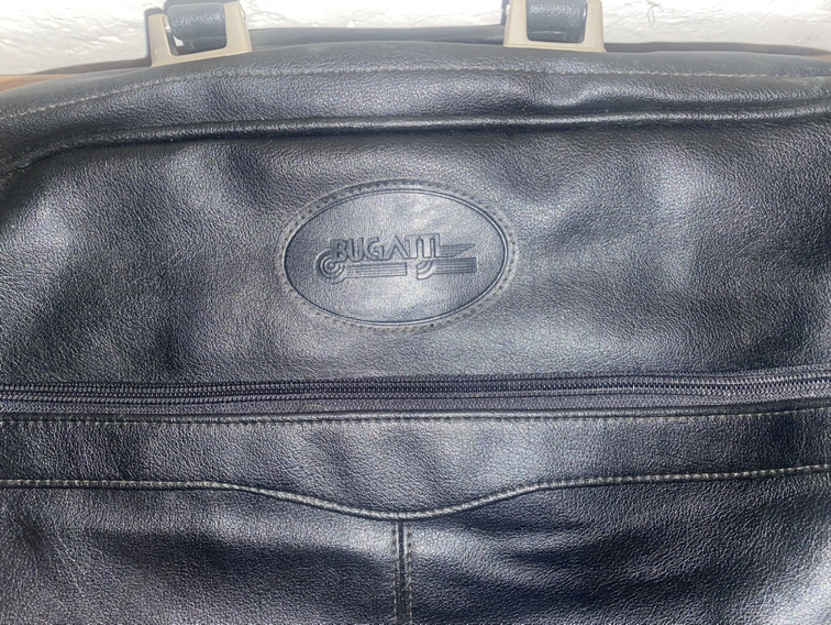 Leather Buggatti laptop bag - photo 3
