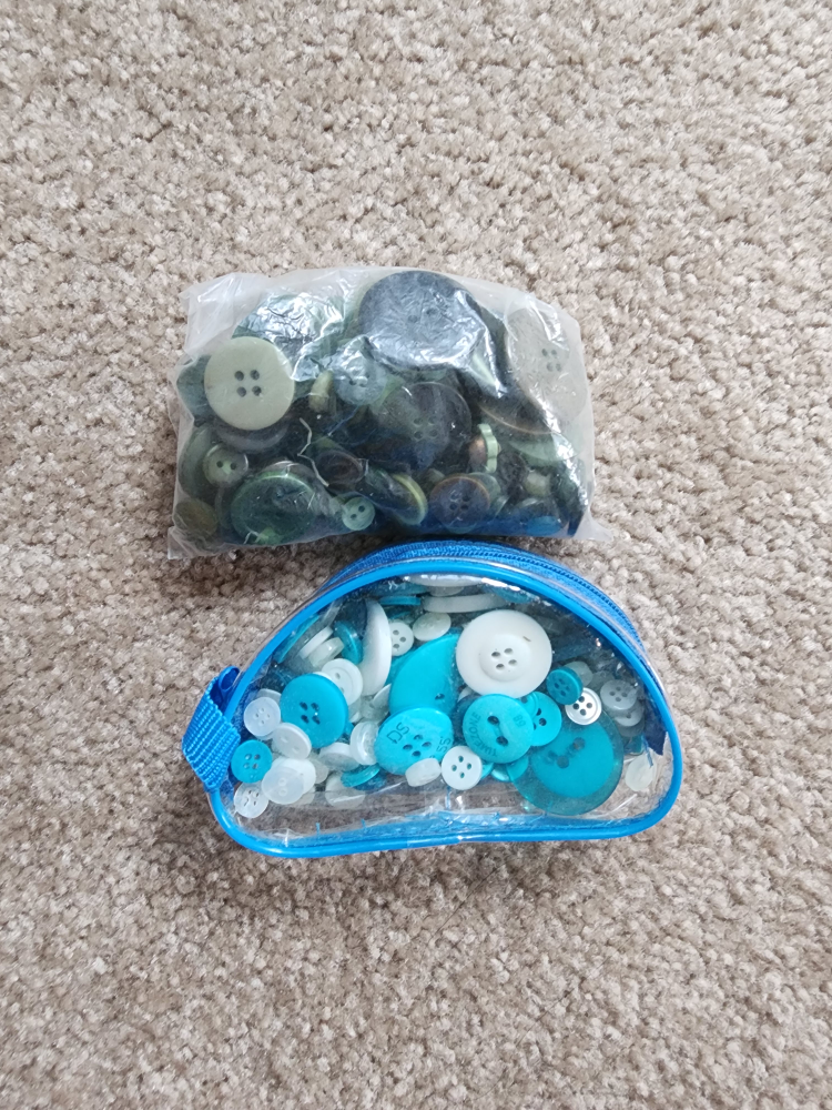 #freecycle buttons for crafting or sewing fixes thumbnail