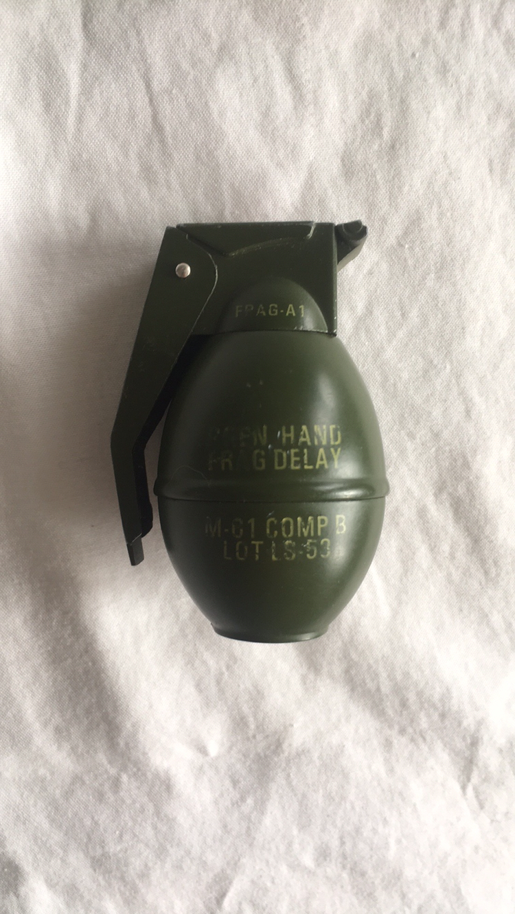Deluxe Frag Grenade Deluxe Refillable Butane Torch Lighter image indicator(2)