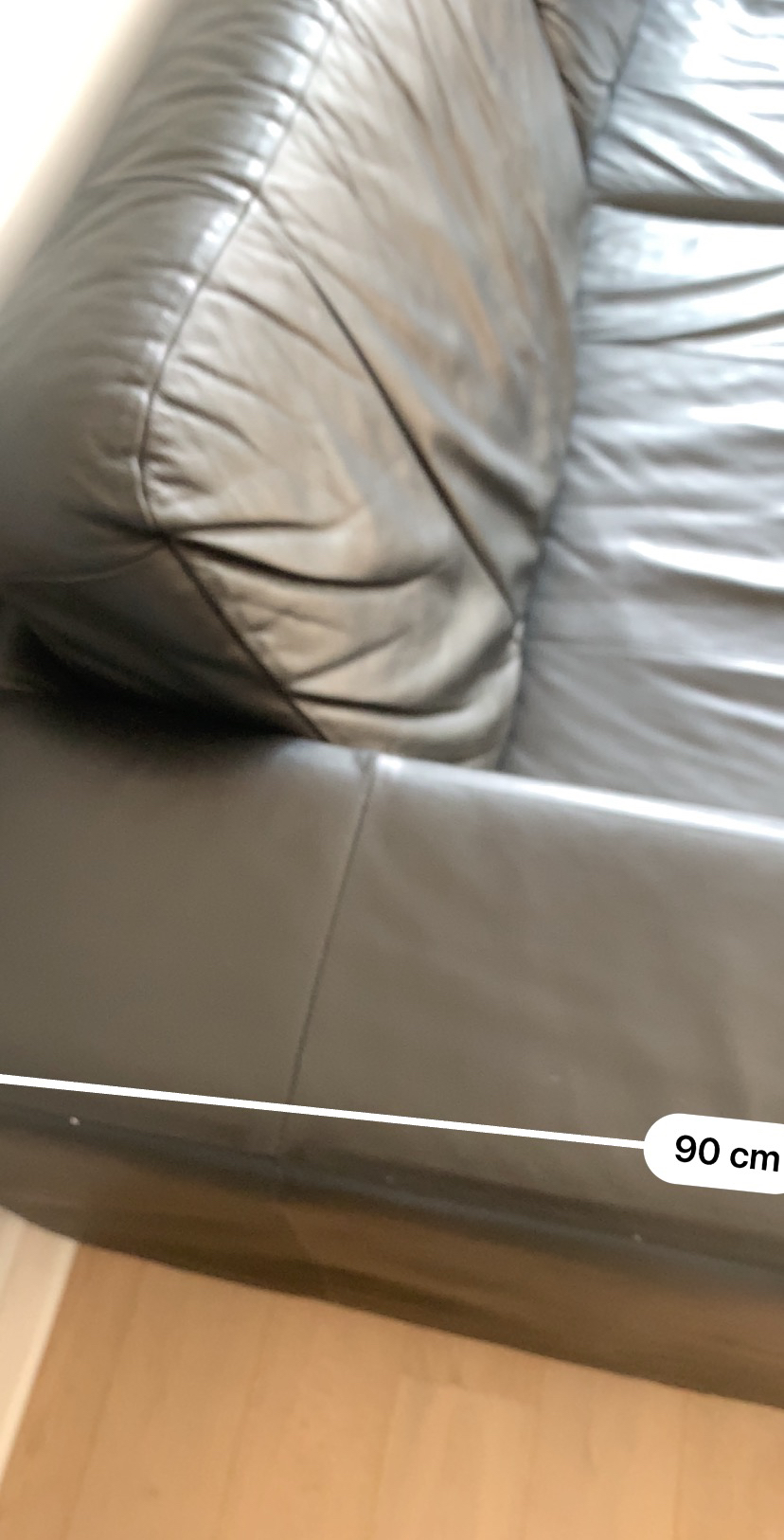 Black leather sofa EQ3 image indicator(5)