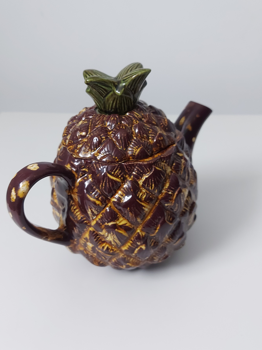 Vintage Pineapple Teapot - Handmade - Like NEW image indicator(3)