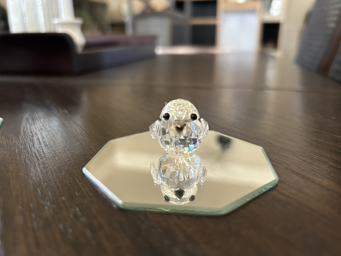 Swarovski Crystal Figurine Very Good Condition - image indicator(2)