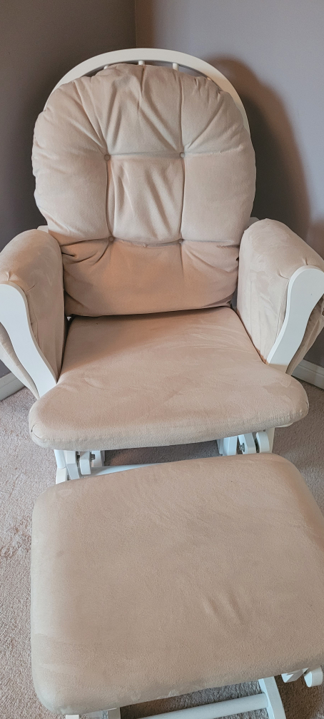 Upholstered Glider with Ottoman image indicator(3)