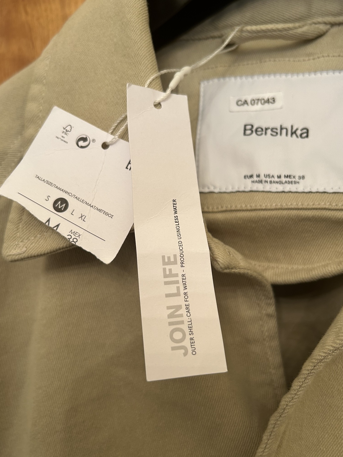 BERSHKA MENS LIGHTWEIGHT JACKET image indicator(3)