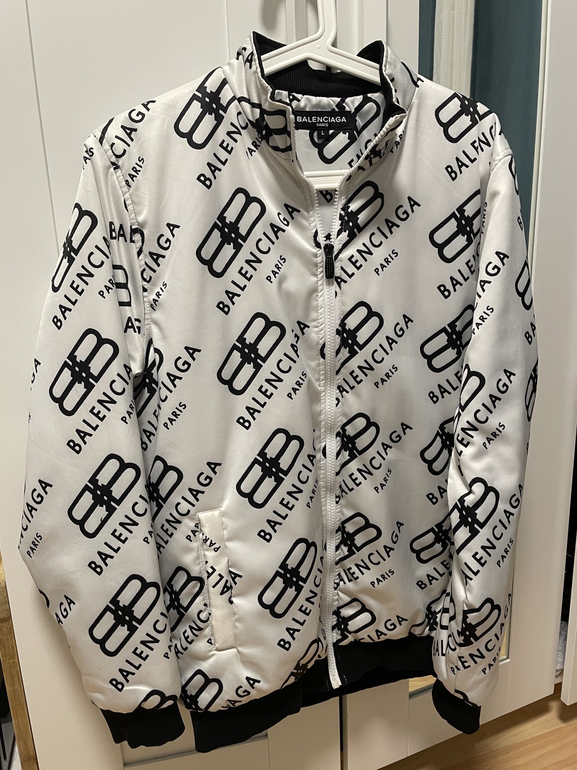 Balenciaga All Over Logo Unisex Jacket - photo 4