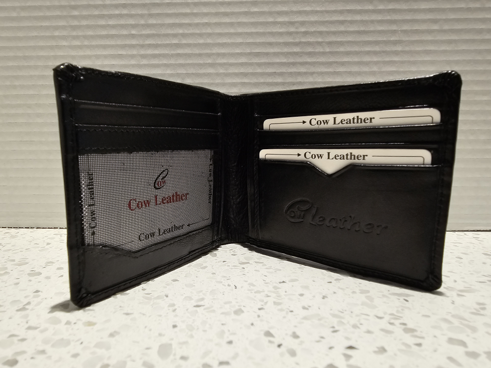 Mens bifold leather wallet - photo 4