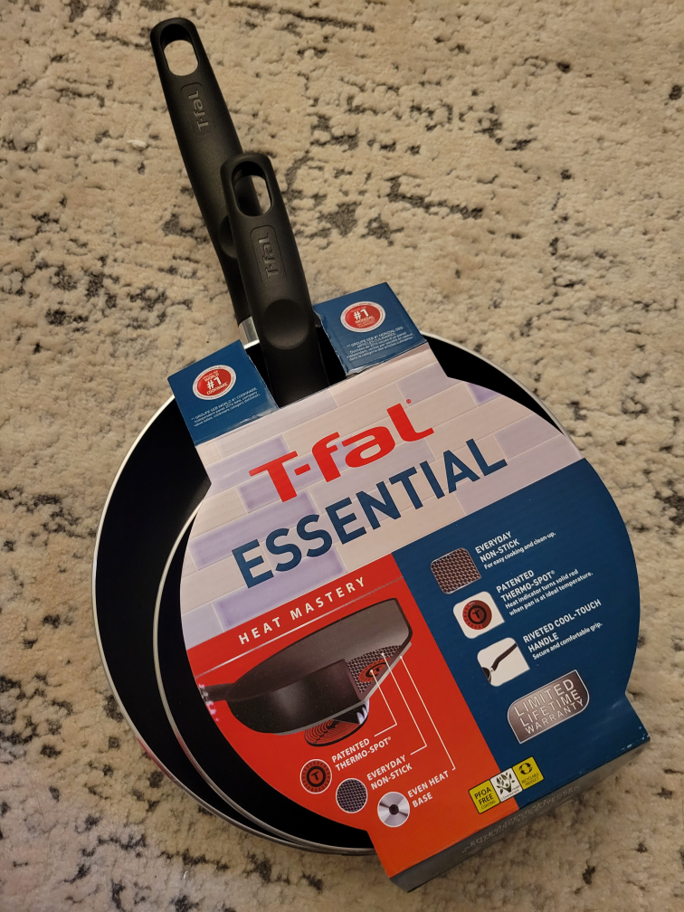 NEW! T Fal Nonstick Pan thumbnail