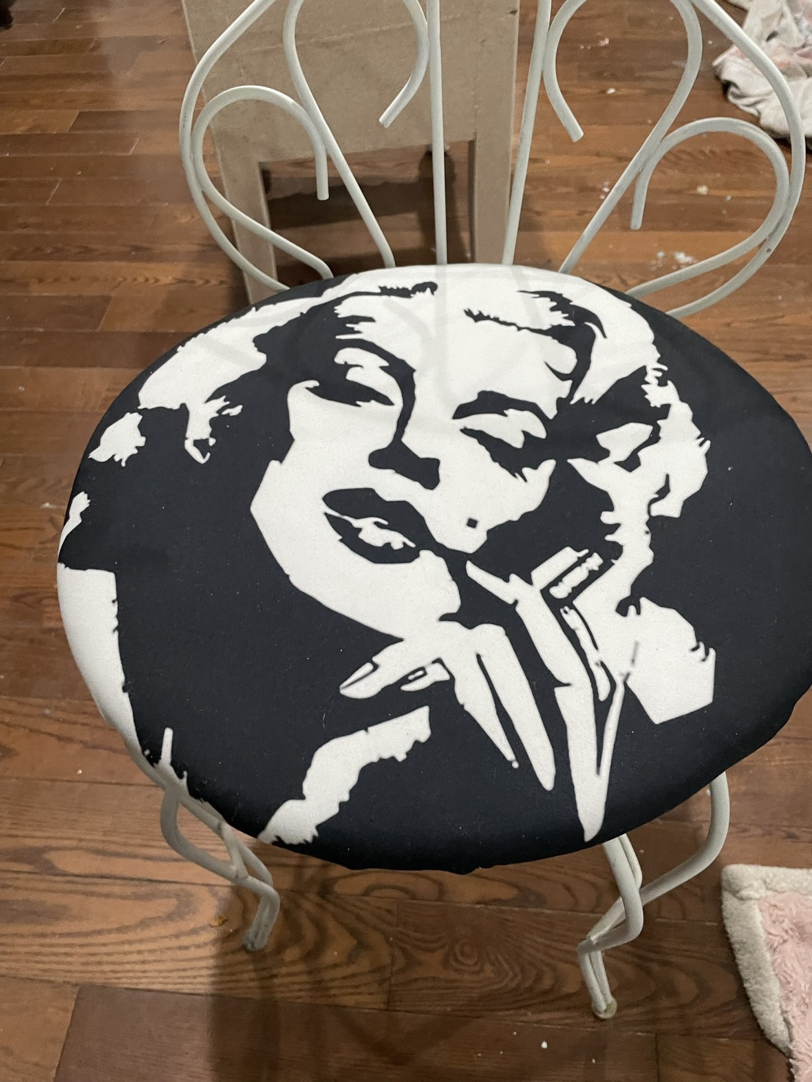 Marilyn Monroe chair