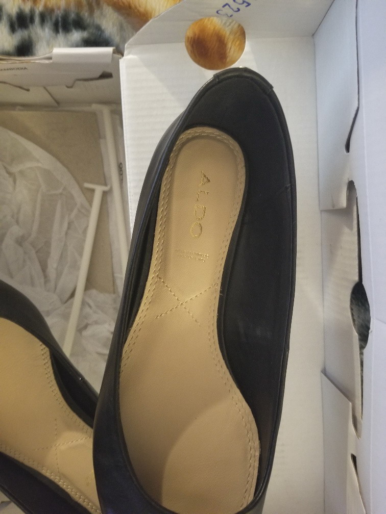 NEW Aldo Zareni-97 flat smooth leather women's shoes Size 6 image indicator(5)