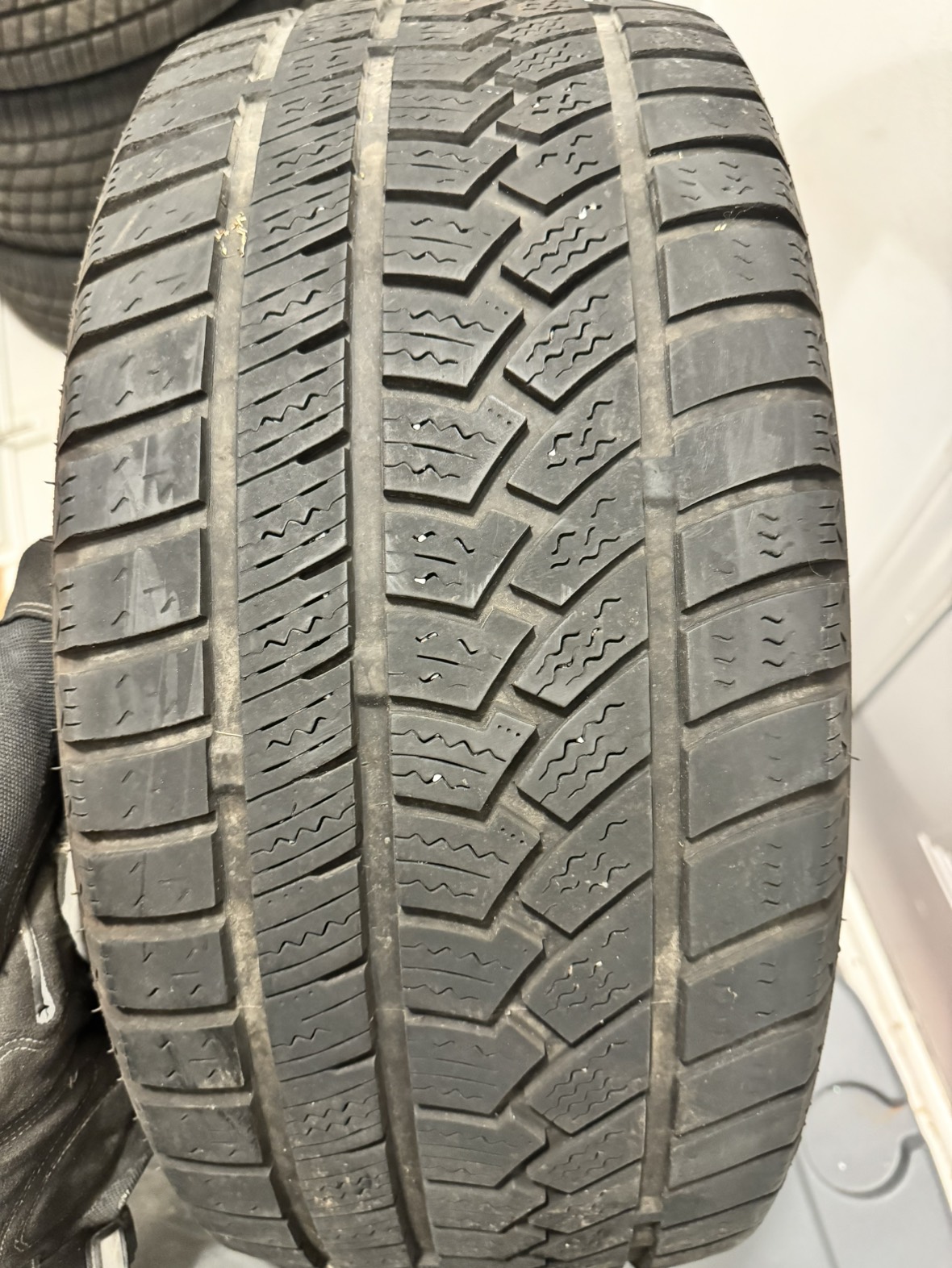 Winter tires for sale image indicator(4)