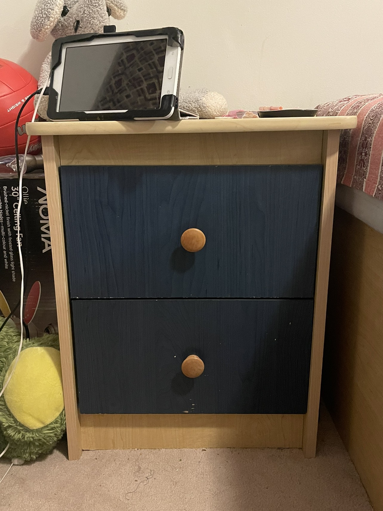 Twin bed set