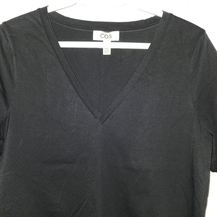 COS #S. Black 100%COTTON  V- NECK T-Shirt. #S. LIKE NEW. image indicator(6)