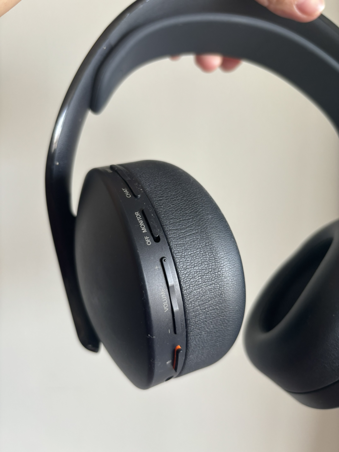 PS Pulse 3D Wireless Headseat image indicator(5)