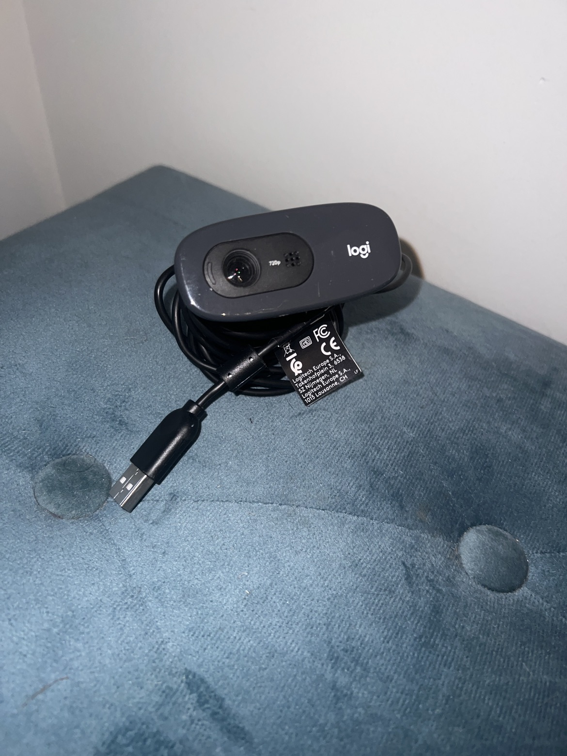 Brand new Logitech HD Webcam image indicator(3)