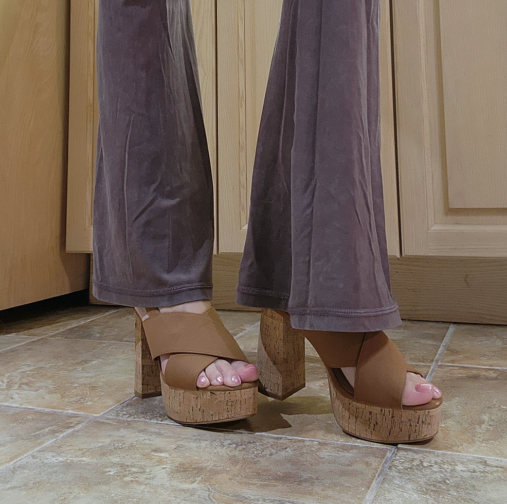 Cork Heeled Sandals image indicator(2)