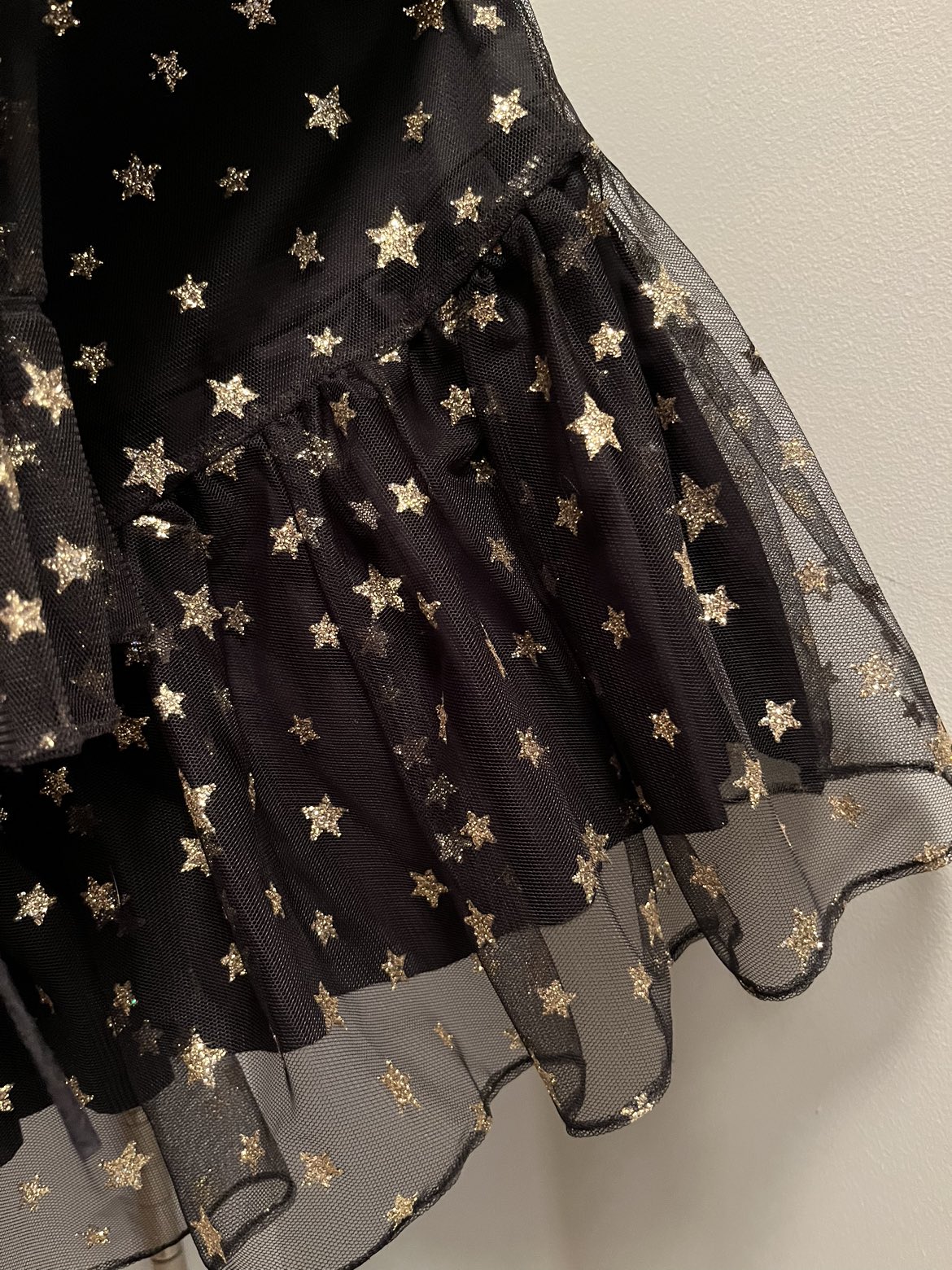 Molby the Label Goldie dress in Gold Star print image indicator(6)