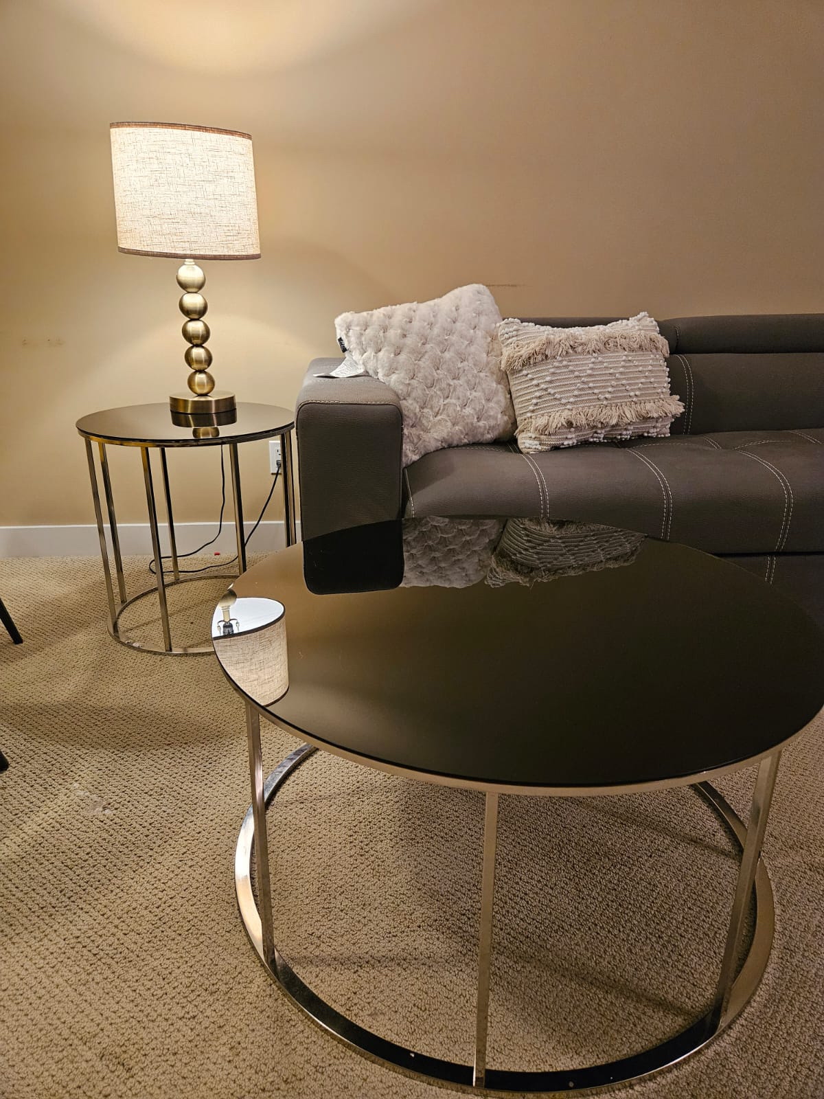 Coffee table and side tabel