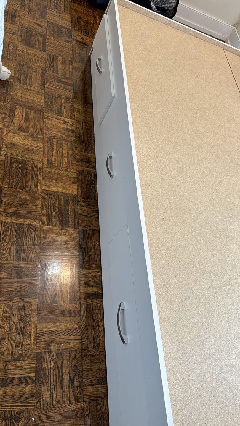 Queen size bed - photo 4