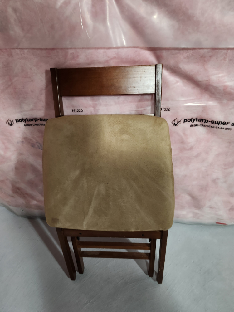 folding chairs - photo 2