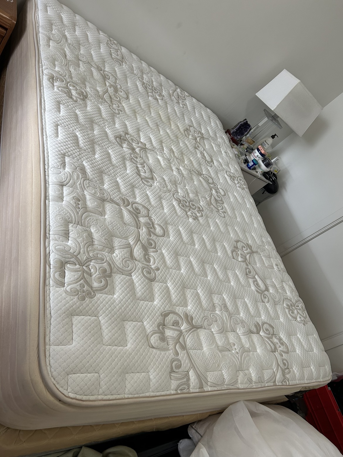 Queen size Mattress and  box thumbnail