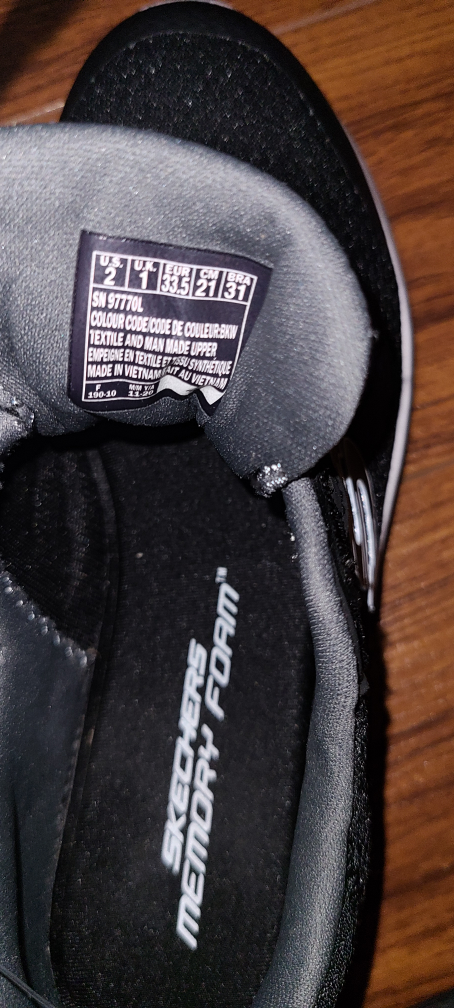 kids Sketchers image indicator(5)