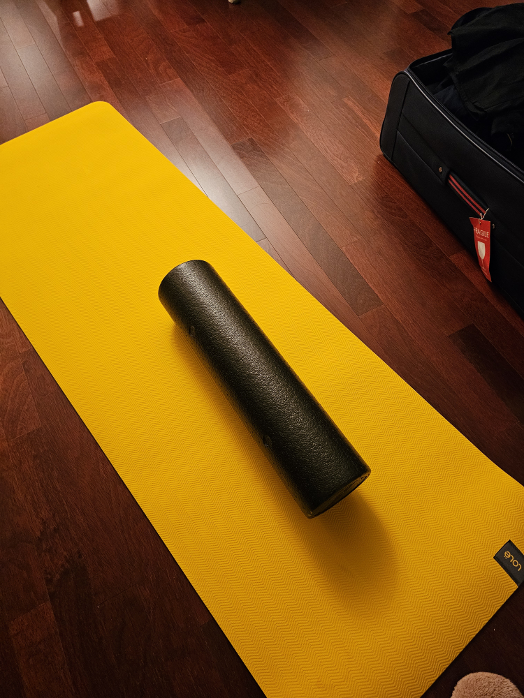 Lole yoga mat and foam roller