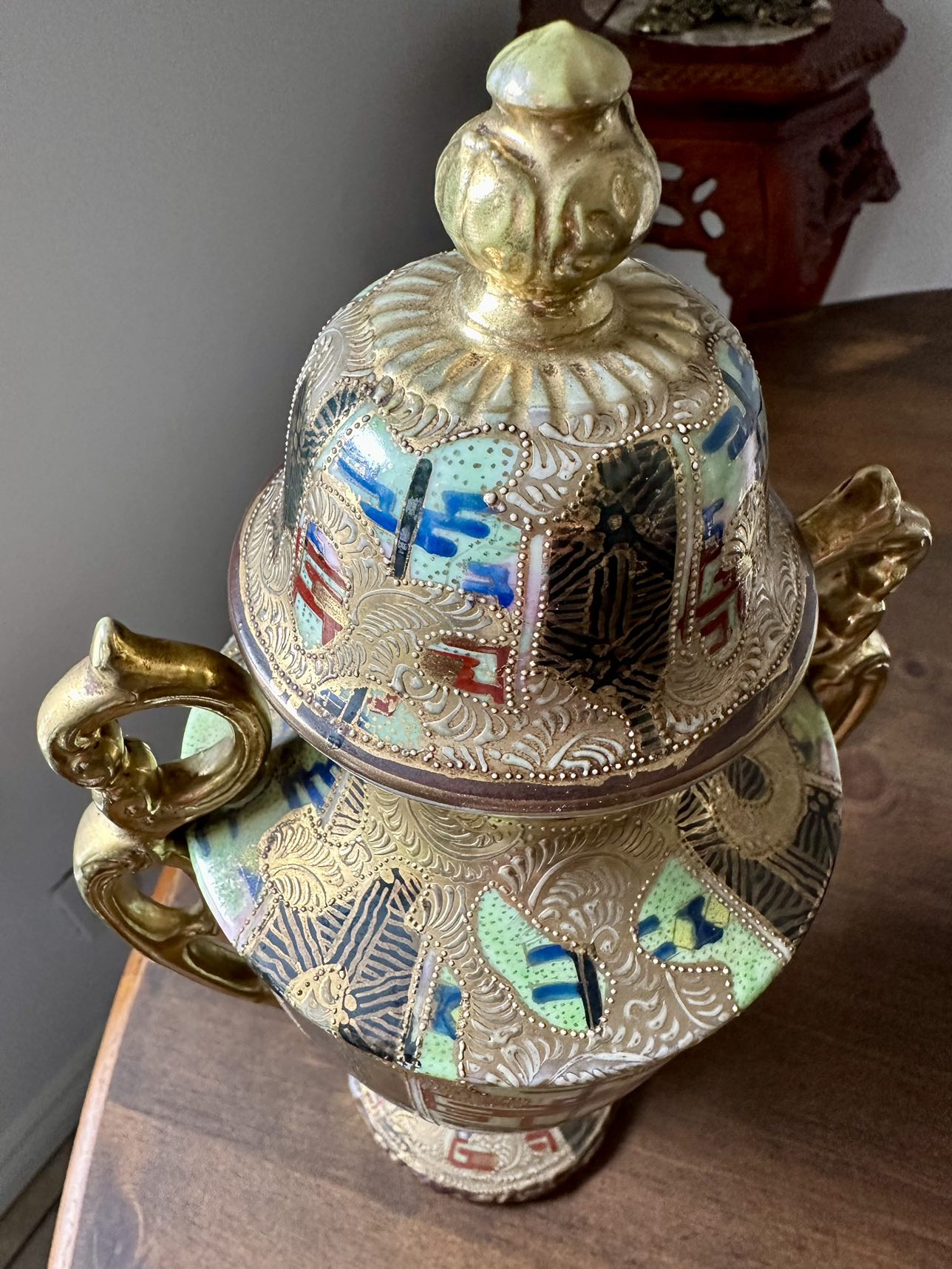 Exquisite Antique Nippon Hand Painted & Golden Handled Urn image indicator(4)