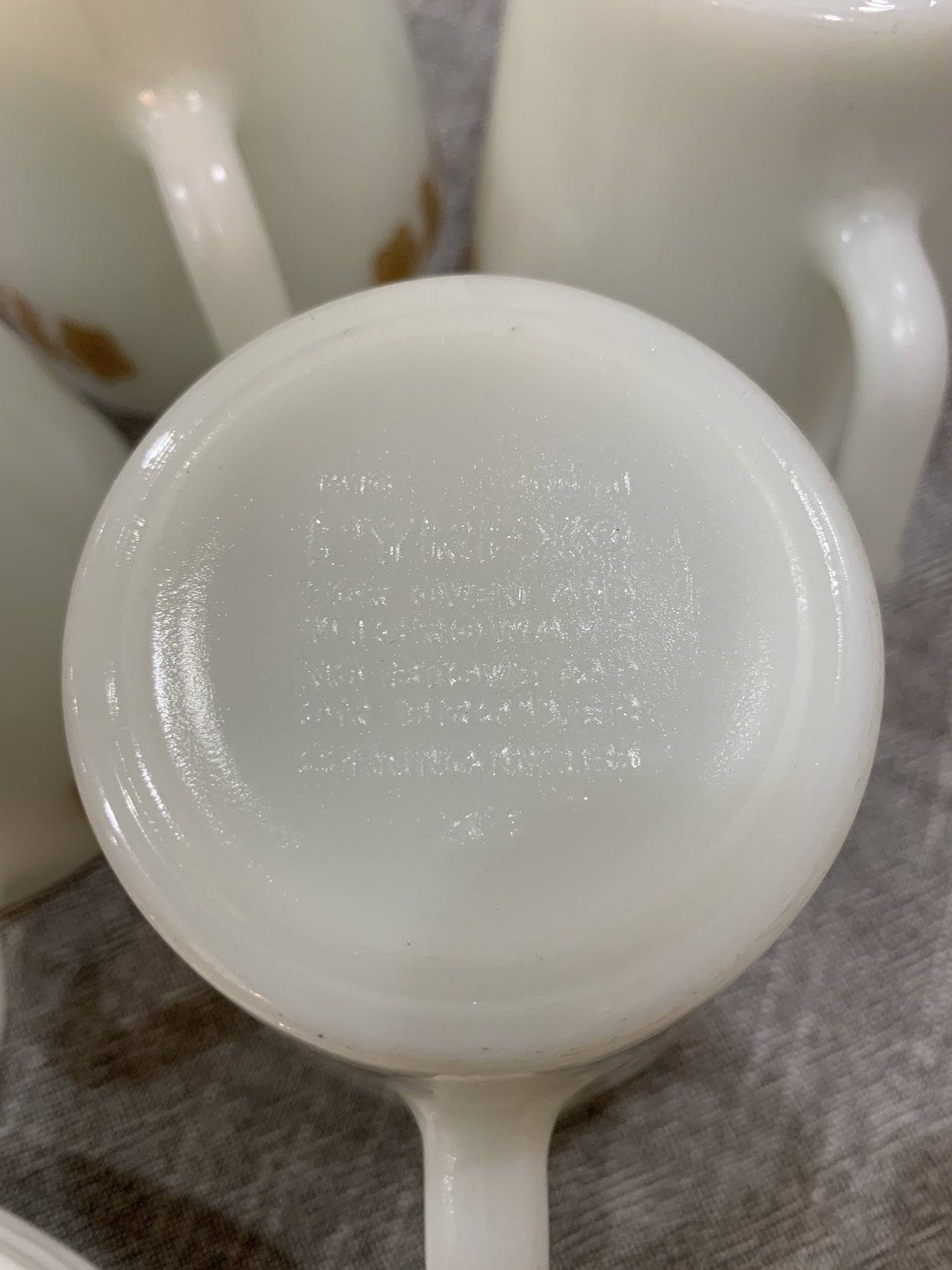 4 Pyrex Gold Butterfly Mugs & Small Plates image indicator(10)