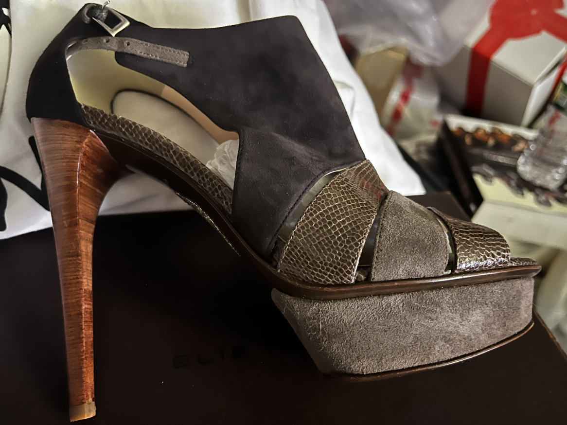 BNIB Ellie Tahari, high heel shoes image indicator(10)