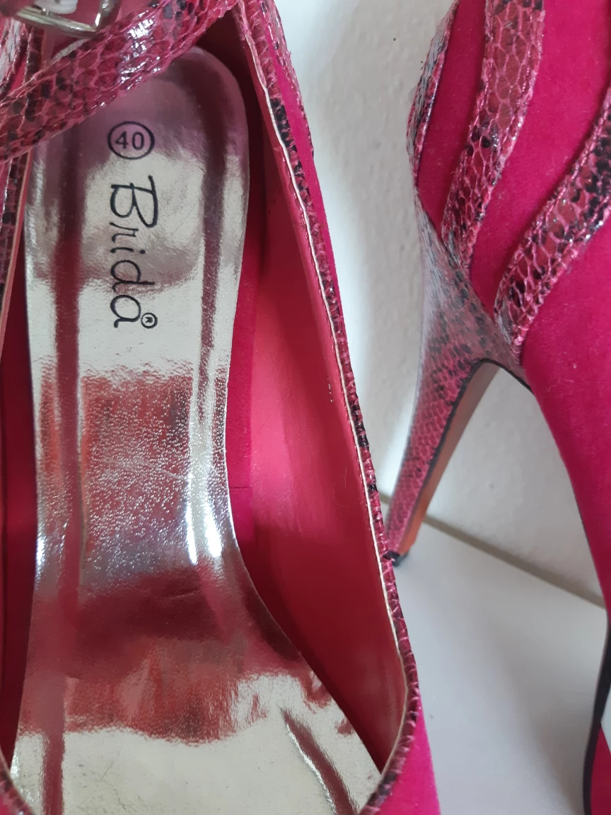 High-heel Shoes image indicator(4)