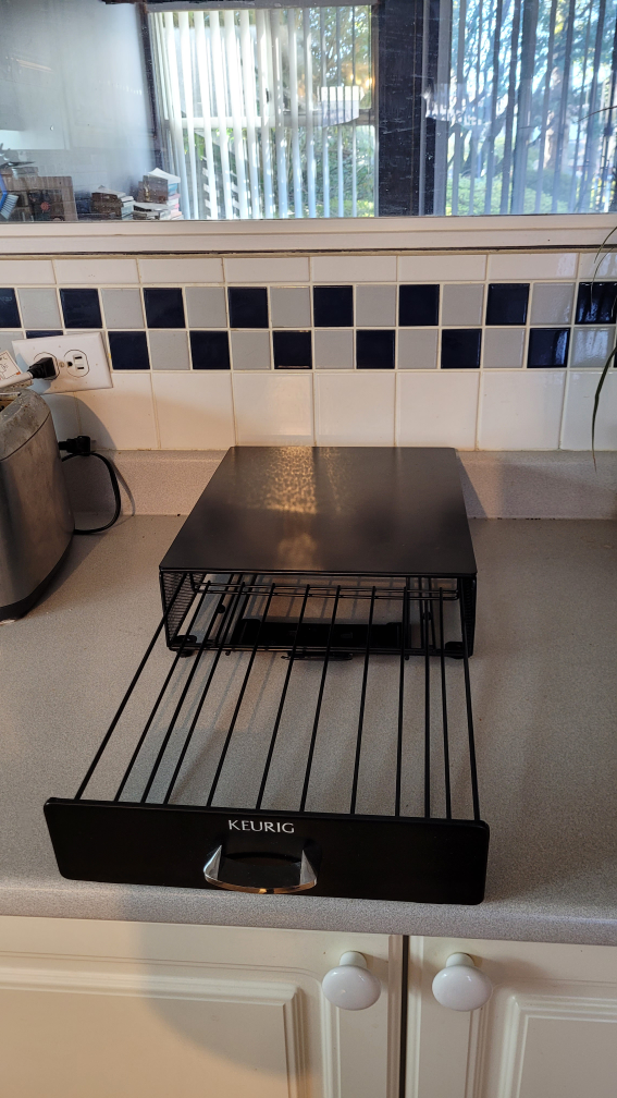 Keurig 2.0 K200 with pods storage image indicator(4)