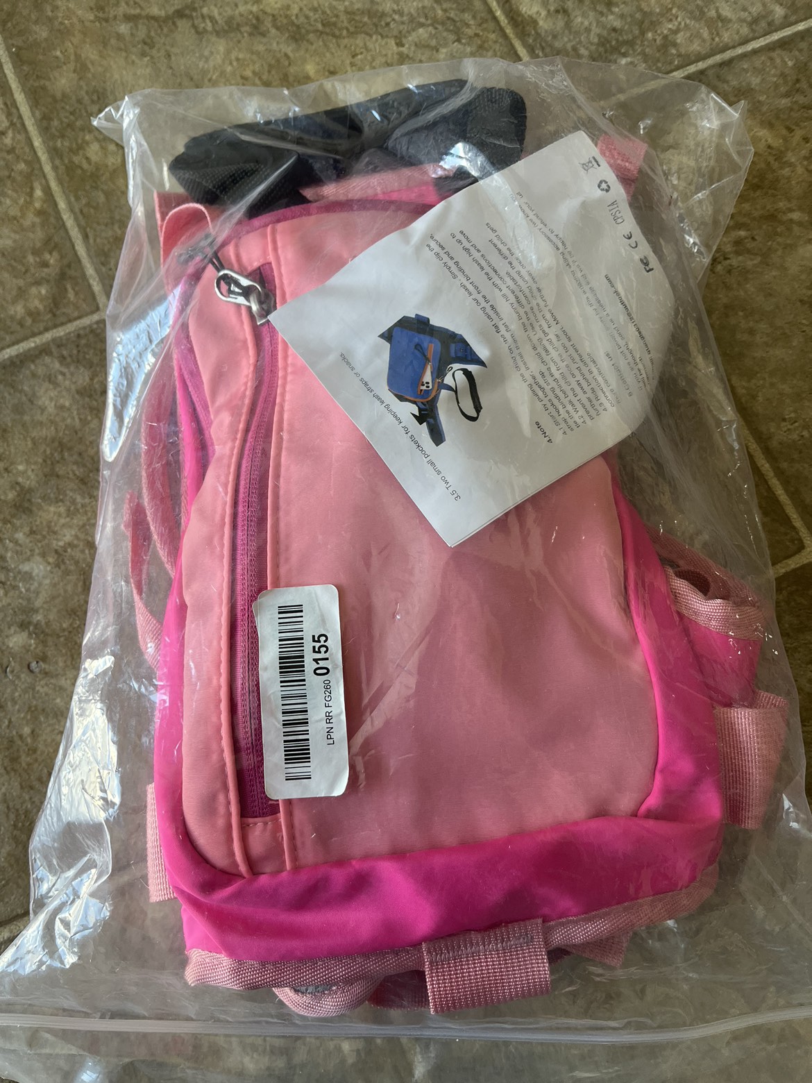 Harness toddlers/kids skiing or snowboarding
