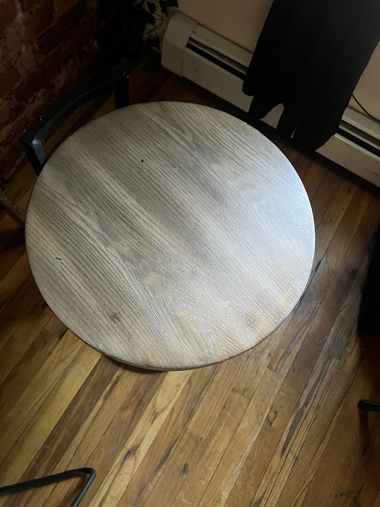 Side Table W/ Outlet image indicator(4)