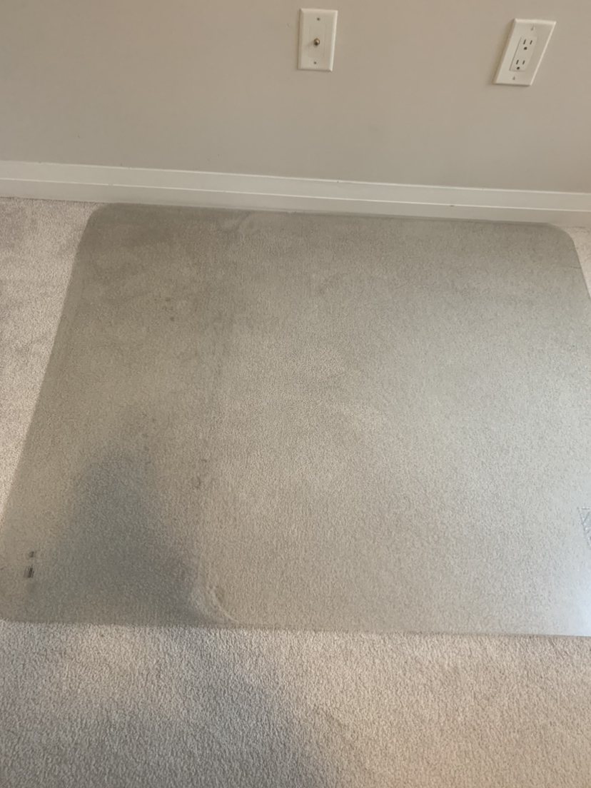 2 pieces carpet protector. Transparent 47x39 inches