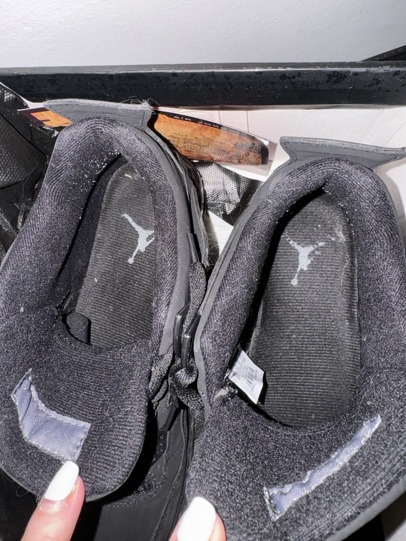 Men’s Air Jordan black cats worn - photo 3