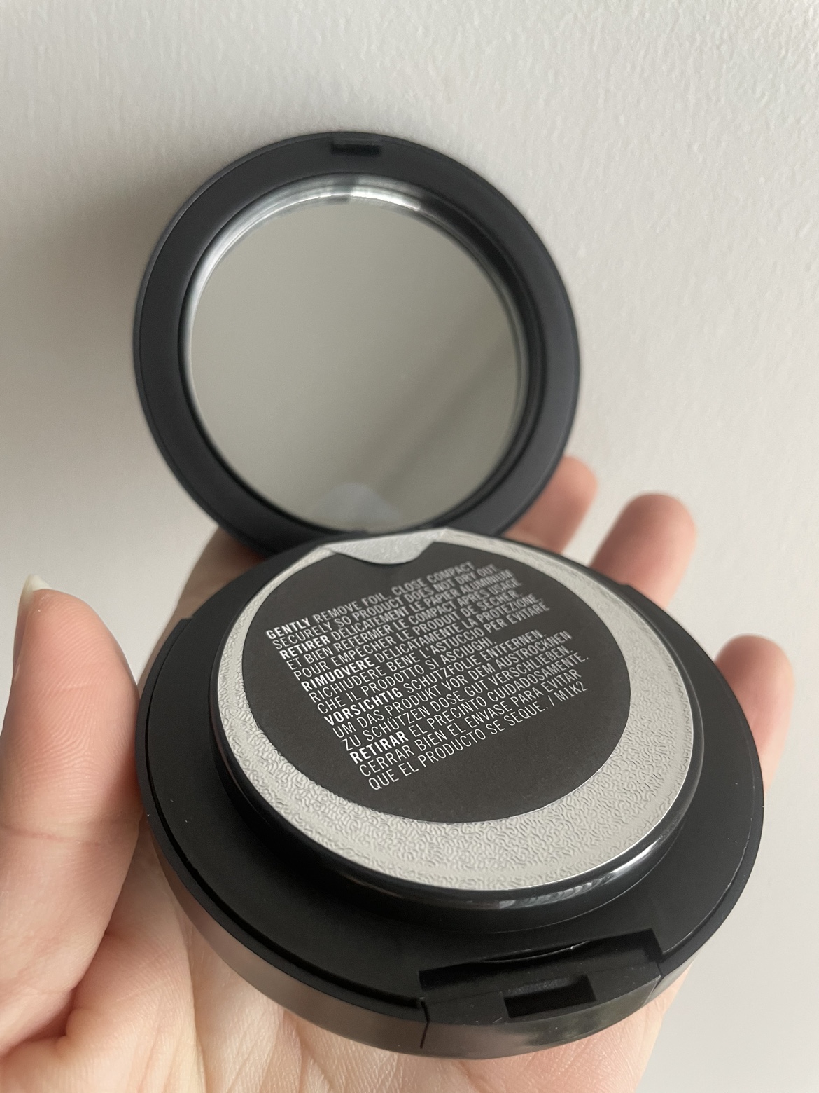 New MAC tech foundation - photo 2