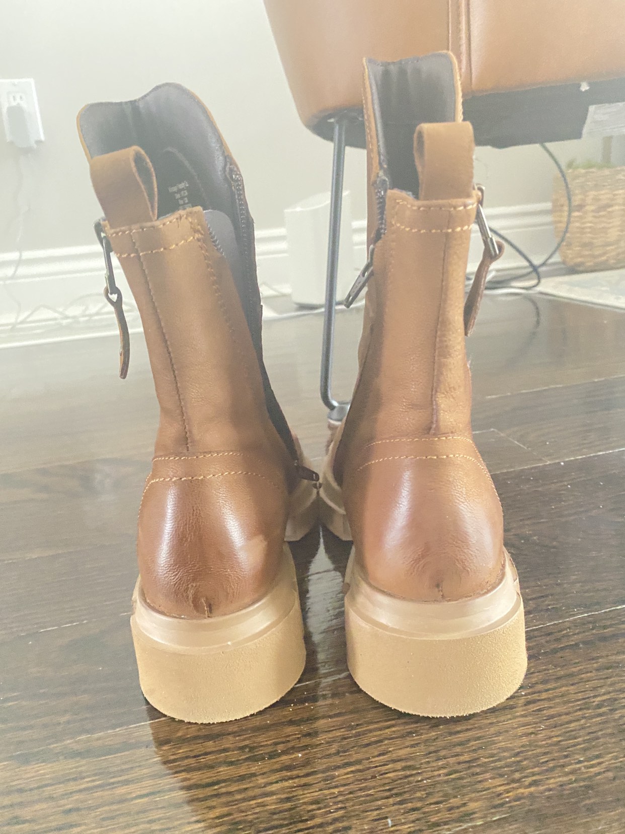 Brand new boots size 8 - photo 4