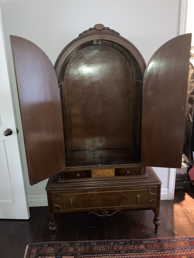 Antique Bedroom Dresser image indicator(2)