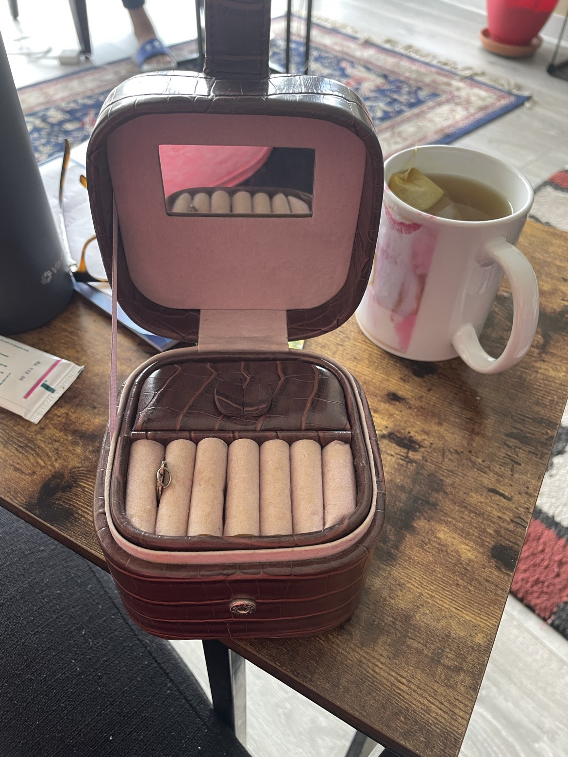 Jewelry box l