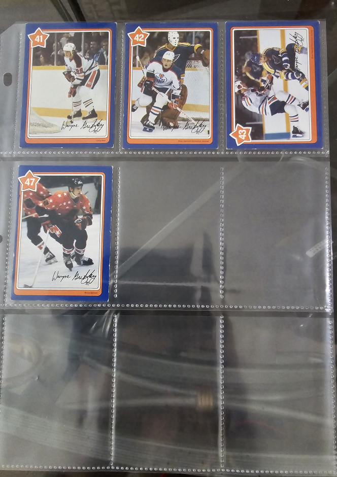 Wayne Gretzky Vintage Hockey Cards - Neilson 1982-1983 - photo 3