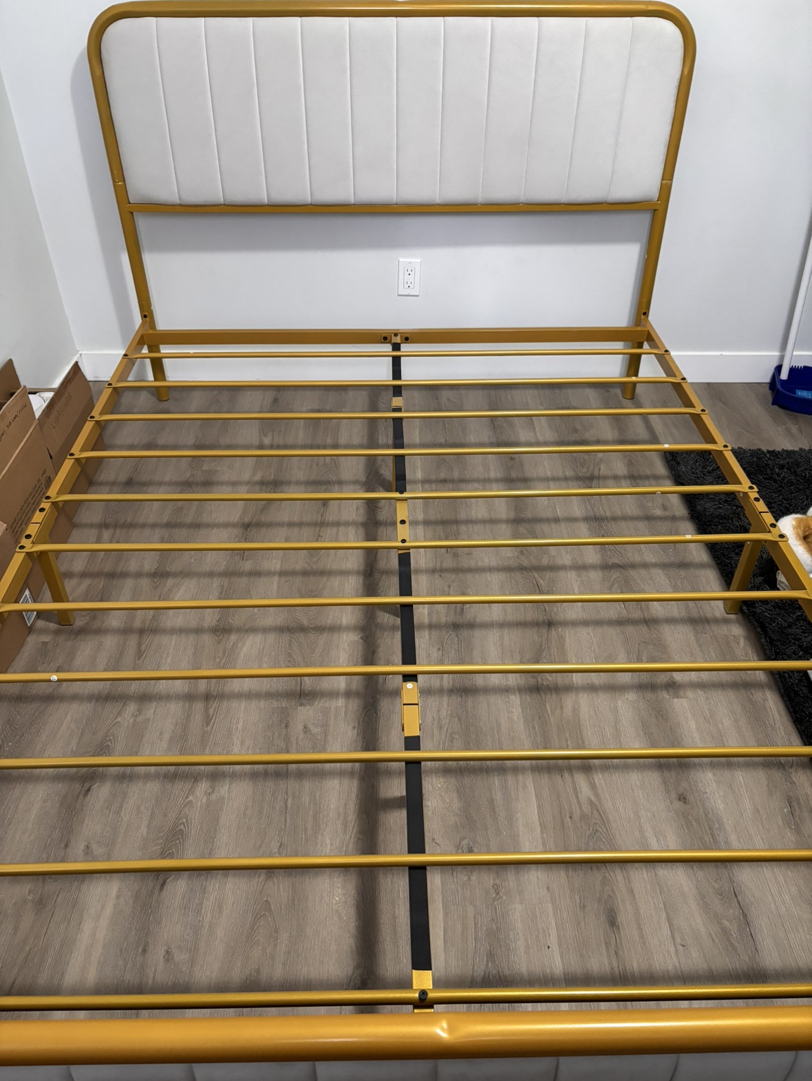 Velvet metal queen bed - photo 2