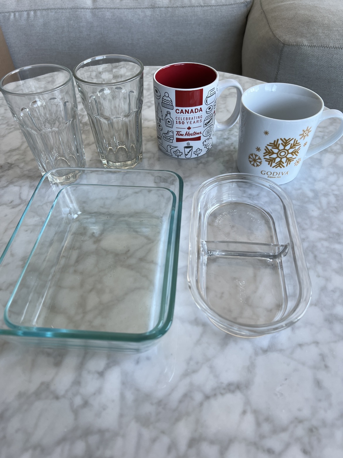 Assorted glassware & mugs #freecycle thumbnail