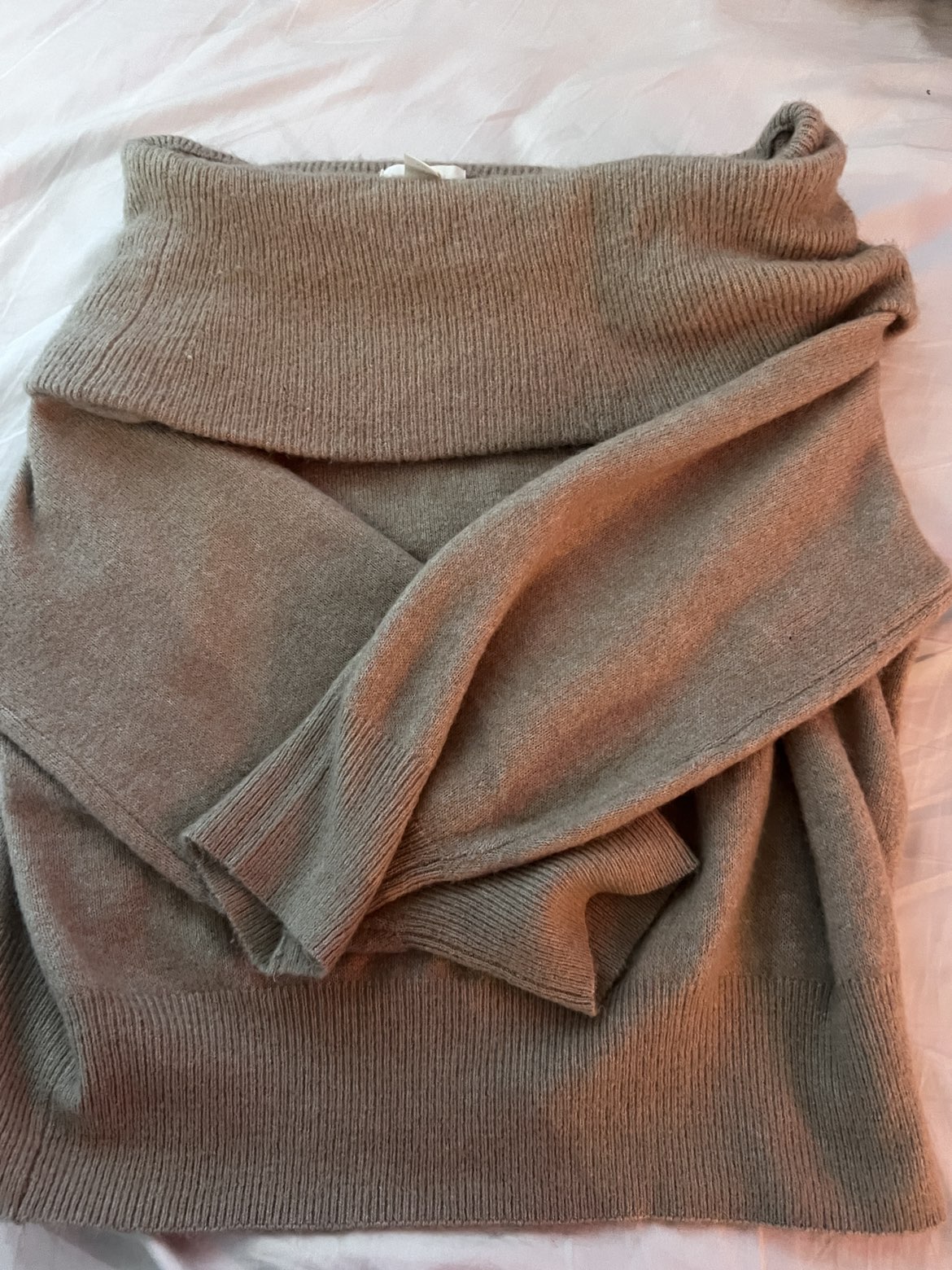 Off the shoulder H&M sweater