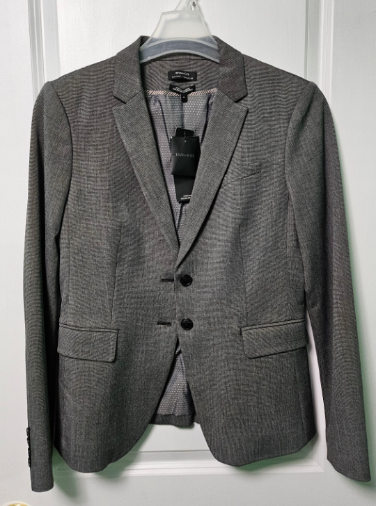 Never worn RW&CO Women's Blazer - Grey