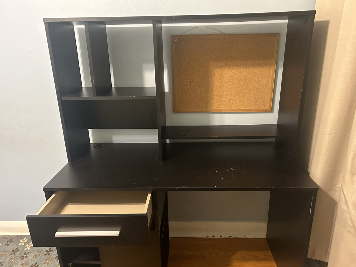 Computer desk with hutch - photo 3