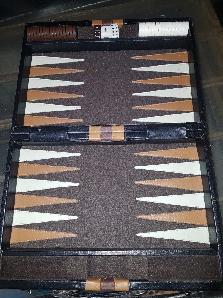 backgammon  game with case - photo 2